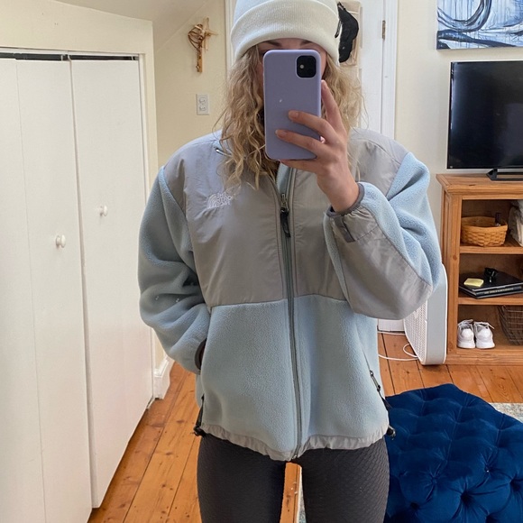Light blue North Face Fleece - Picture 4 of 4